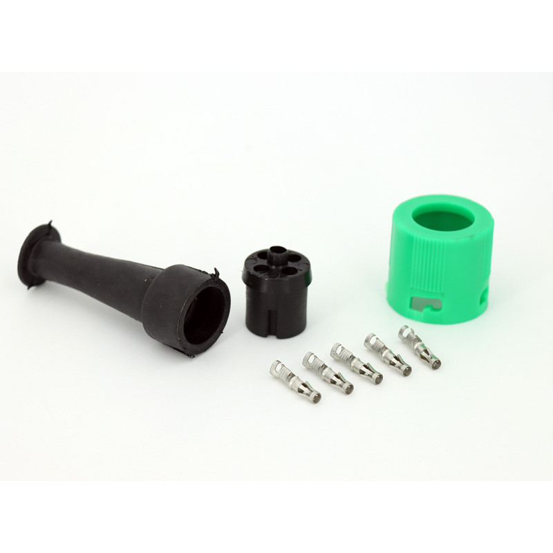 Quick-connect coupler for right-hand tail lights (green)